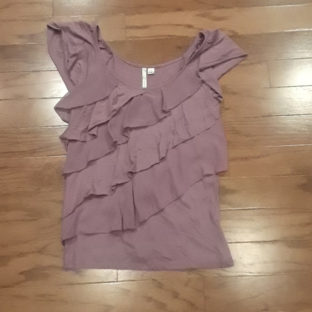Purple ruffled short sleeve shirt never worn